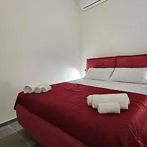 Masculu & Fimmina Apartment